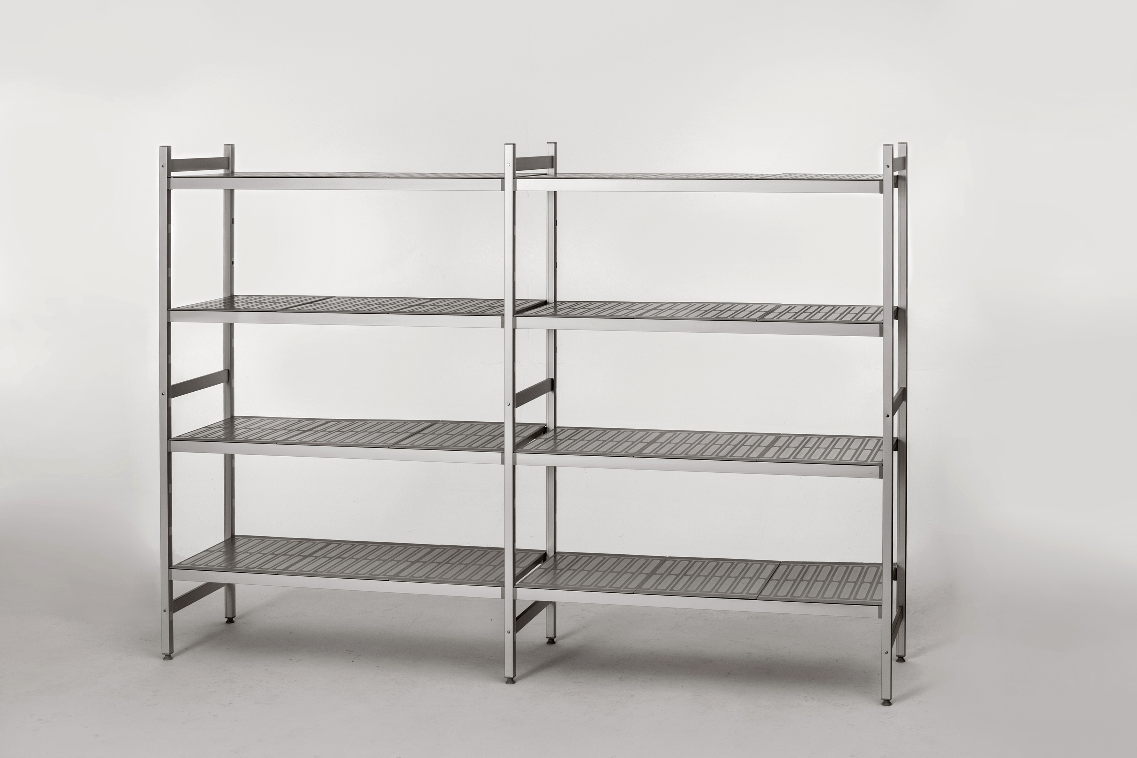 Stojina k regálu 300 mm, výška 1800